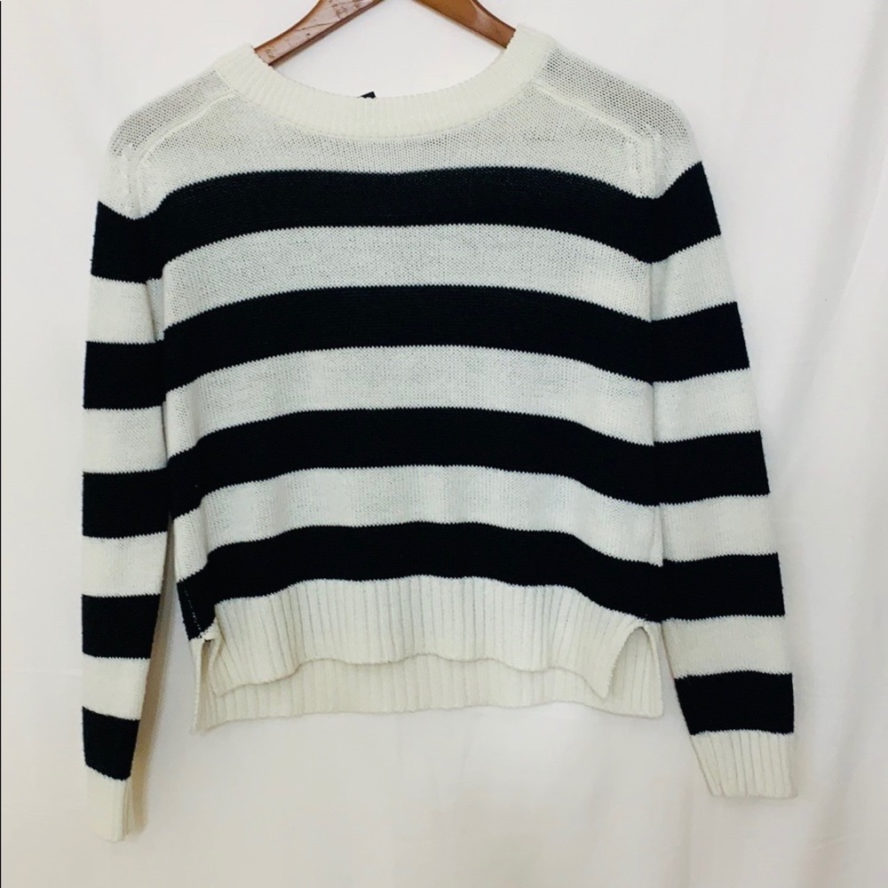 Divided by H&M crop top sweater
